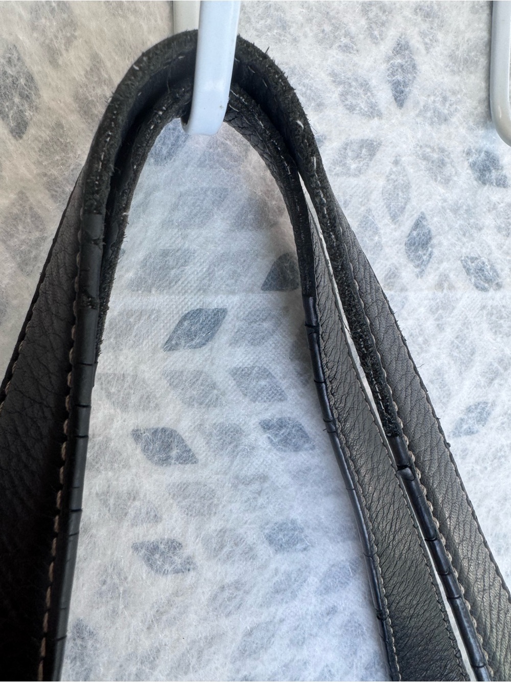 B. Makowsky Black Leather Satchel Shoulder Bag Paisley Lined Large Tote Purse - Picture 10 of 16